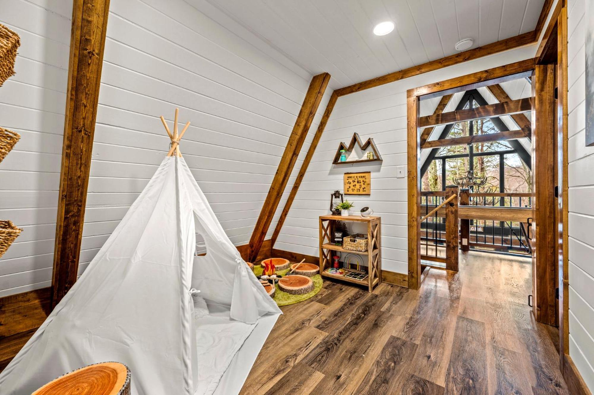 1Mile Downtown, Handicap Ramp, Hot Tub, Game Room Gatlinburg Exterior photo