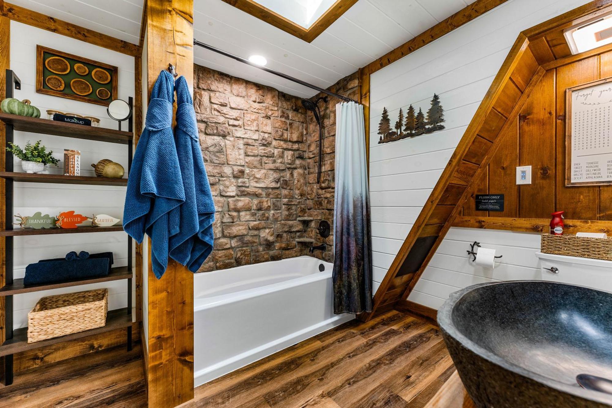 1Mile Downtown, Handicap Ramp, Hot Tub, Game Room Gatlinburg Exterior photo