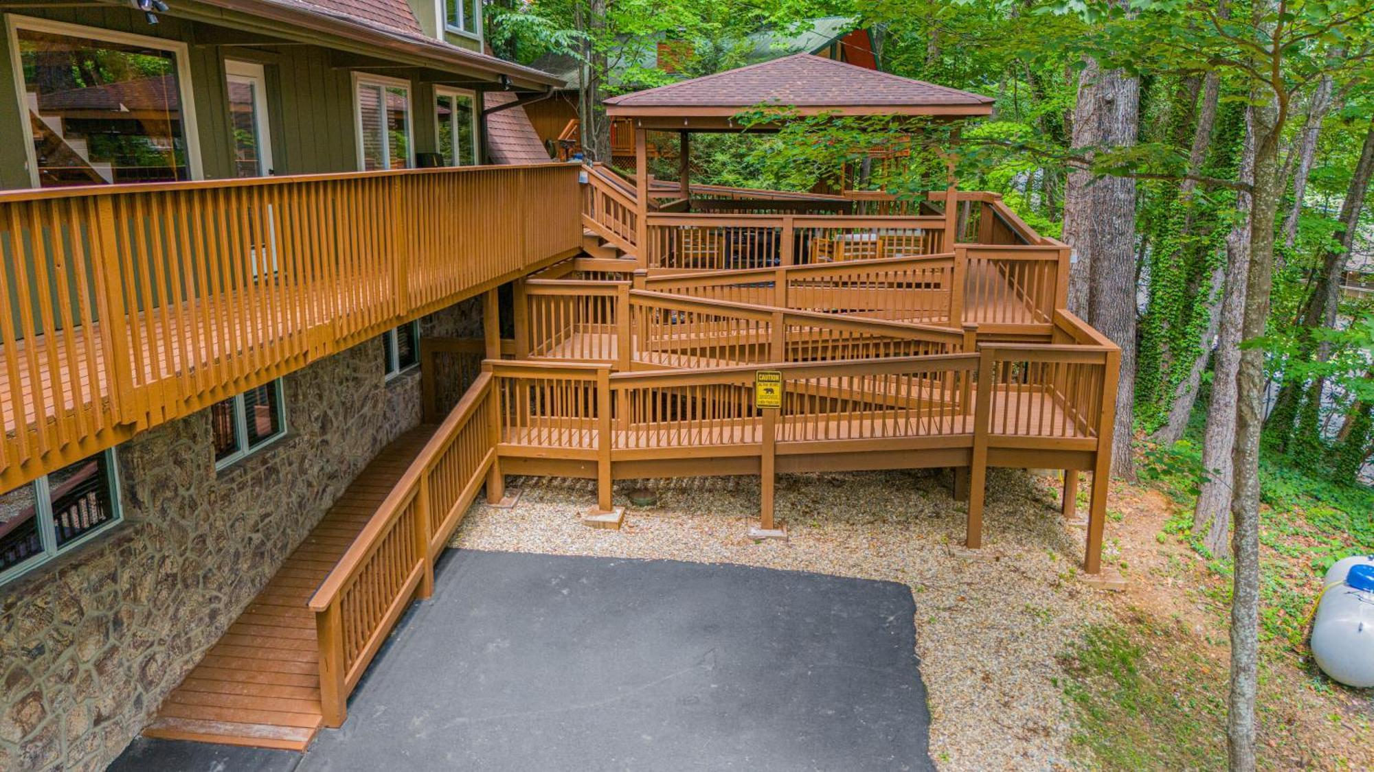 1Mile Downtown, Handicap Ramp, Hot Tub, Game Room Gatlinburg Exterior photo