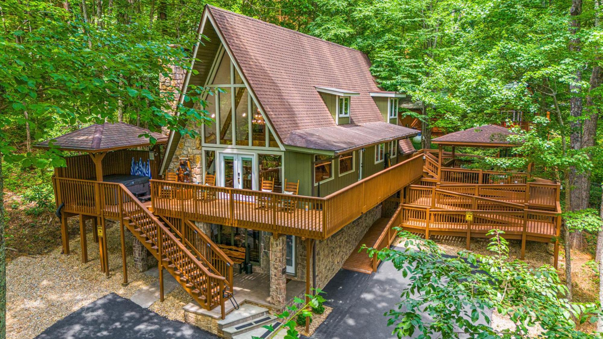 1Mile Downtown, Handicap Ramp, Hot Tub, Game Room Gatlinburg Exterior photo